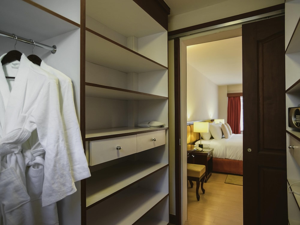 Presidential Suite, 2 Double Beds photo 2