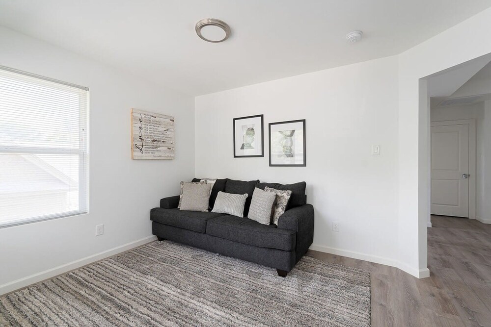 Urban Retreat With Pool Near Downtown Dallas, 写真 26
