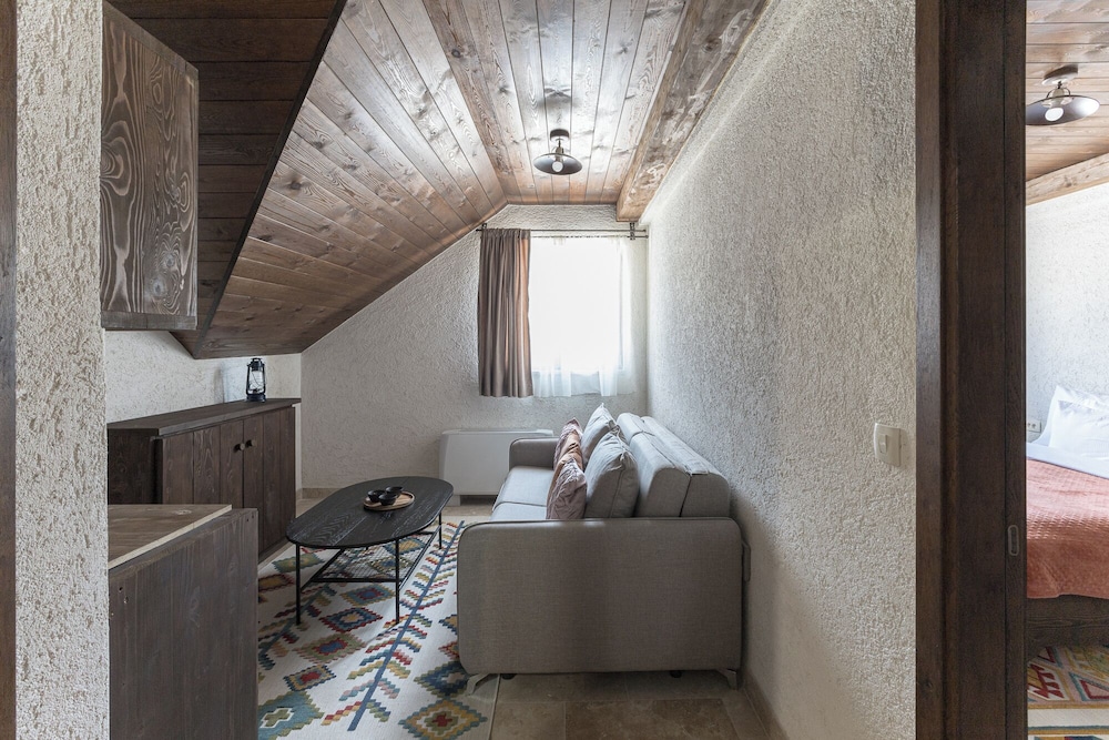 Standard Studio Suite, Mountain View