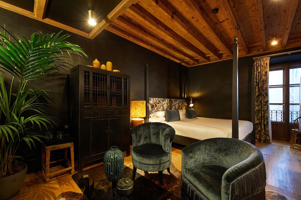 Suite Suite