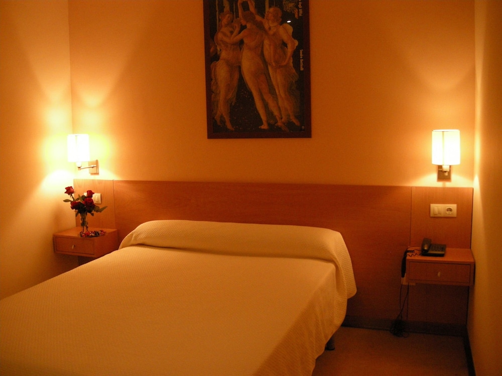 Double or Twin Room photo 2