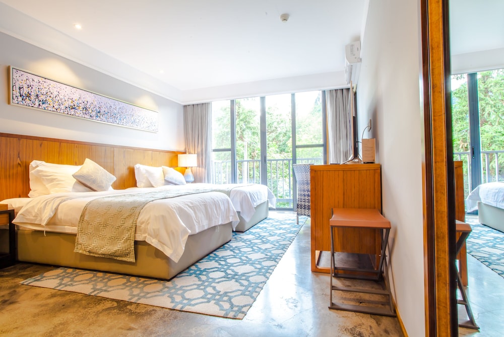 Deluxe Twin Room photo 1
