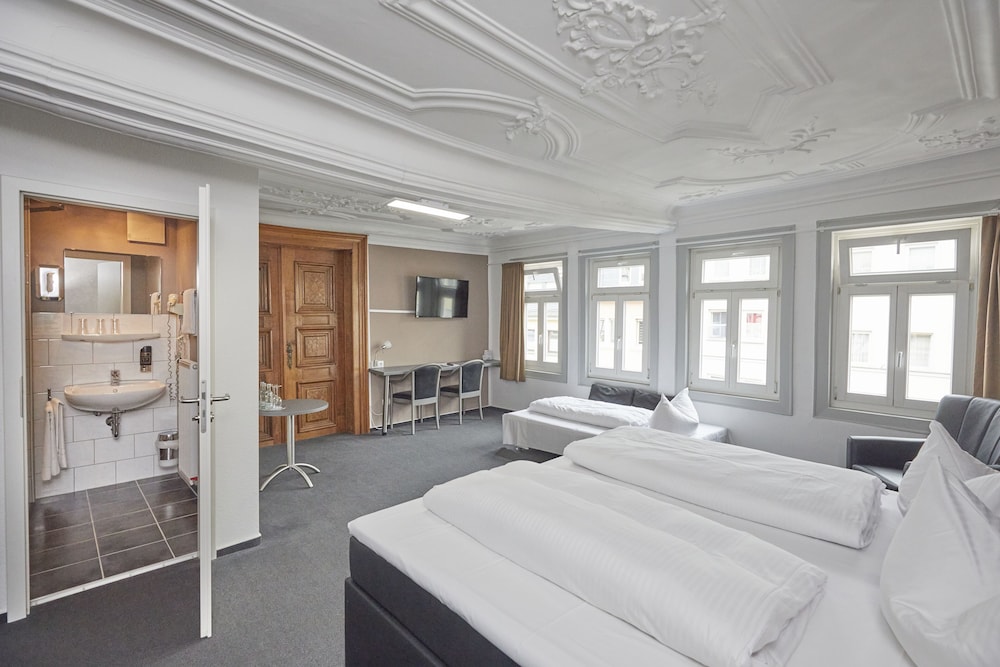 Classic Triple Room