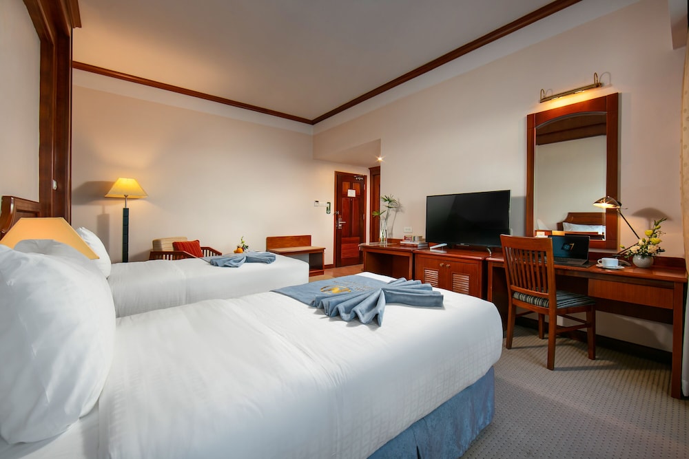 Deluxe Double or Twin Room photo 2