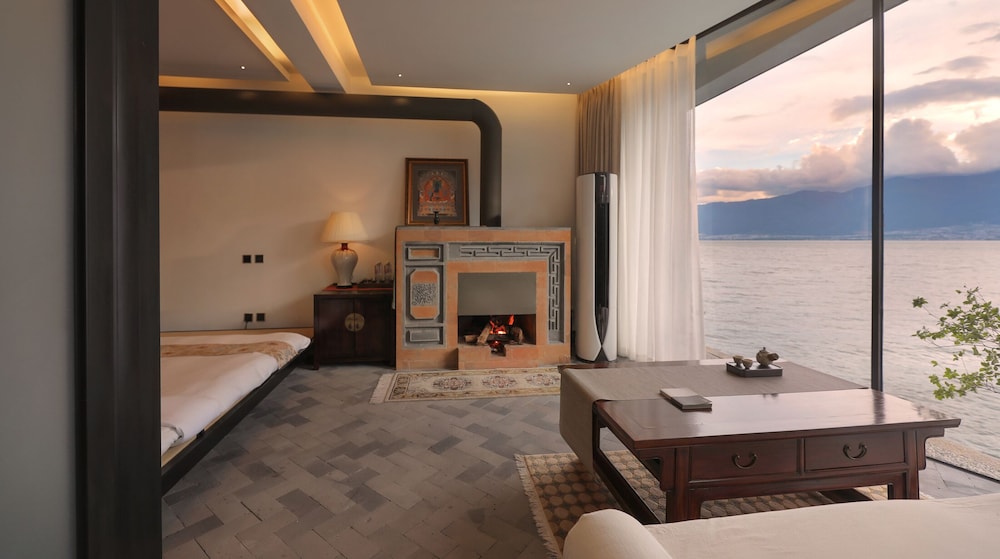Deluxe Suite, Multiple Beds, Non Smoking photo 1