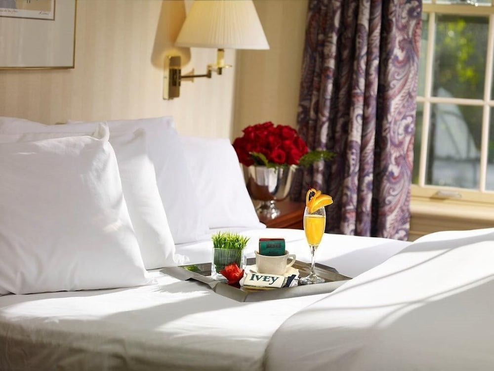 Traditional Room, 1 Queen Bed - Photo 2