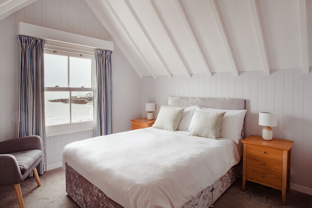 Double Room, Ensuite, Sea View (Bay View, 2nd Floor)