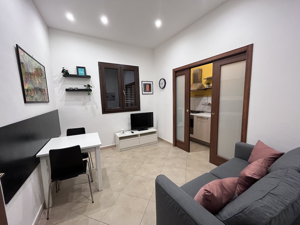 Junior Apartment photo 1