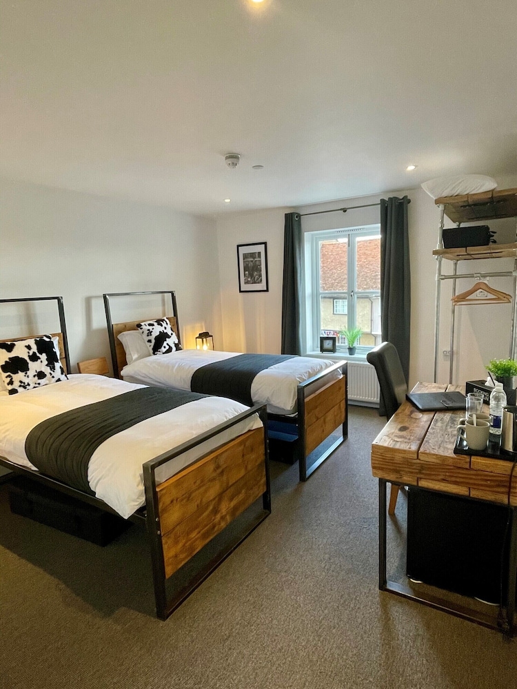 Twin Room, Ensuite - Photo 1