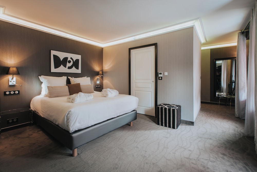 Superior Double Room - Photo 9