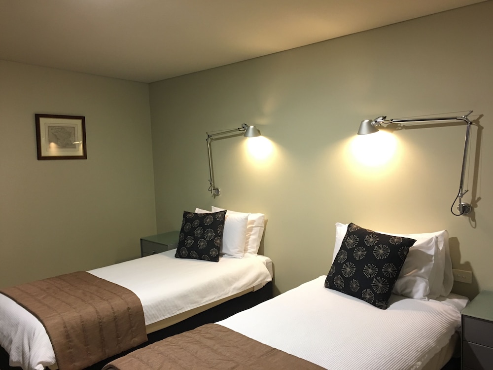 The Vintry, 3 Bedrooms photo 3