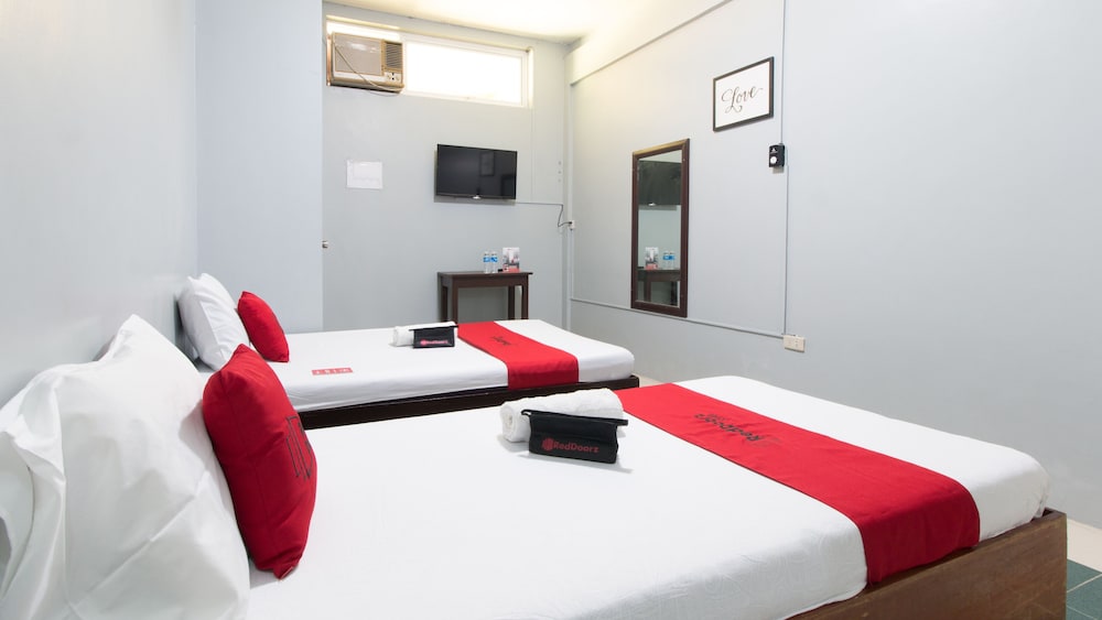 Twin Room - Photo 2