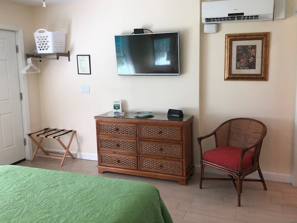 Standard Zimmer, 1 Queen-Bett, Gartenblick