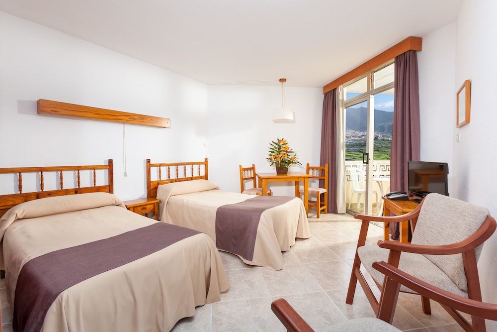 Studio, 2 Twin Beds, Mountain View