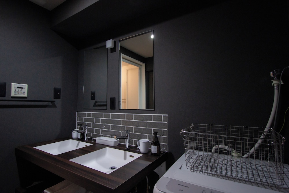 Classic Quadruple Room - Photo 12