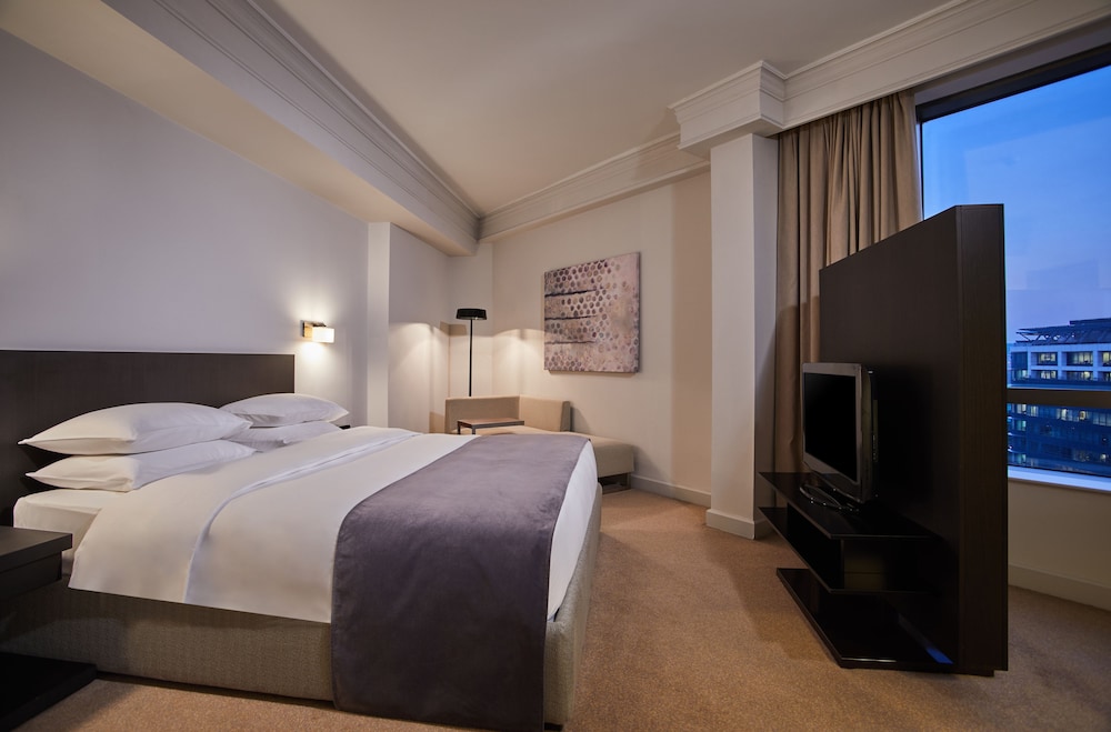 Executive Suite (Regency) photo 1