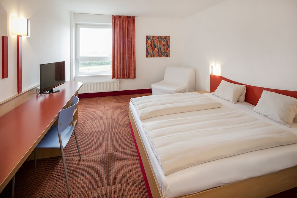 Basic Double Room photo 1