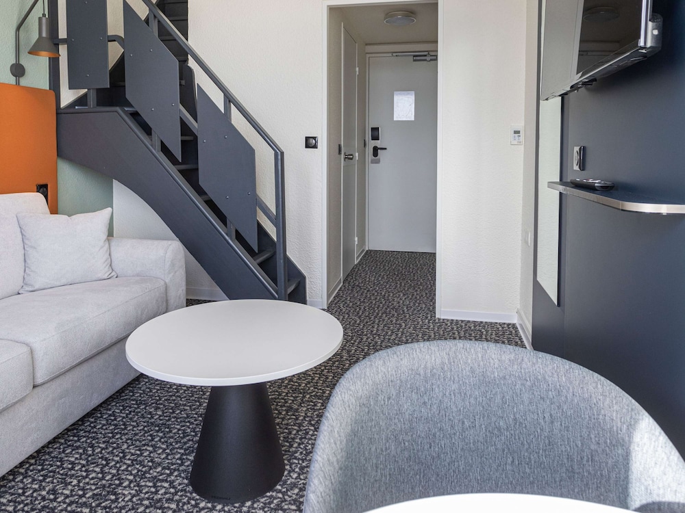 Superior Room, 1 Double Bed with Sofa bed - Photo 11