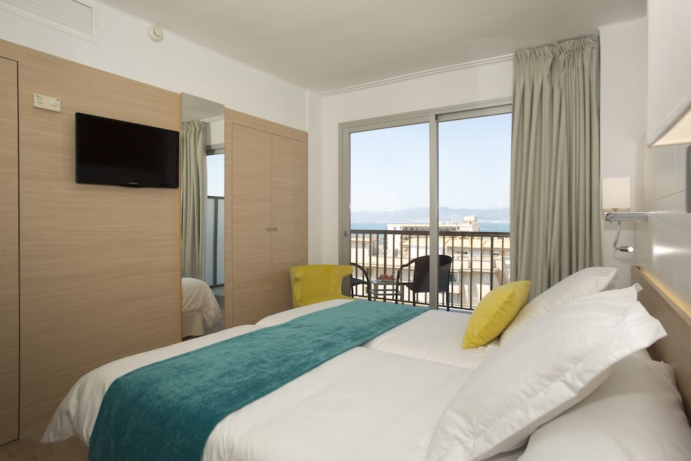 Standard Double Room, Balcony - Photo 7
