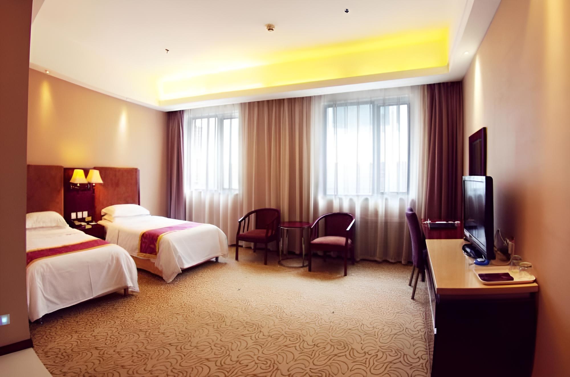 Deluxe Twin Room photo 2