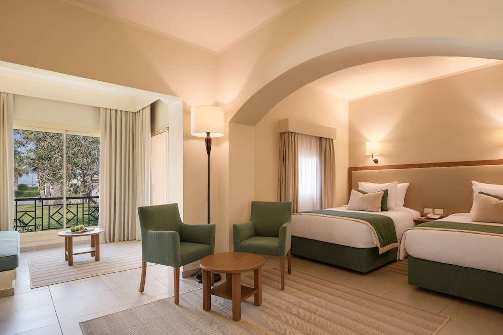 Superior Twin Room, Garden View