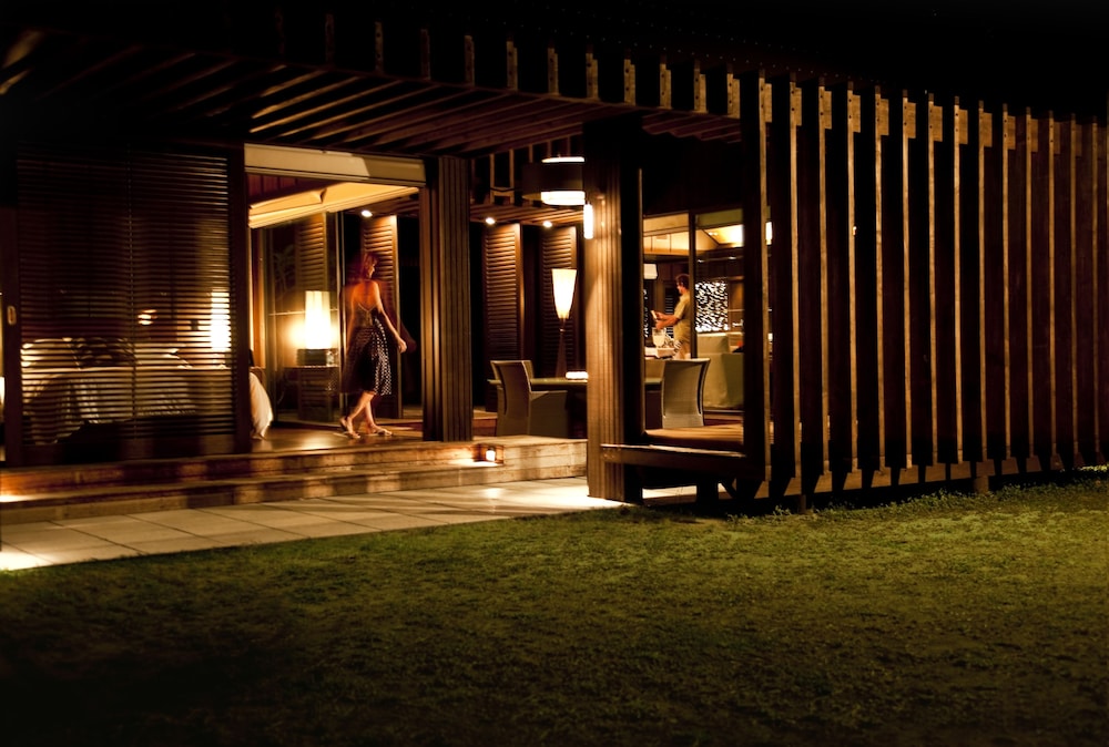 The Residence photo 3