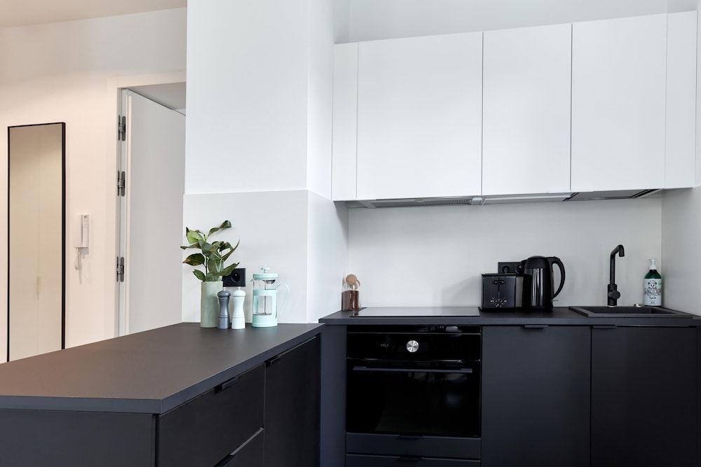 One Bedroom Apartment - Photo 16