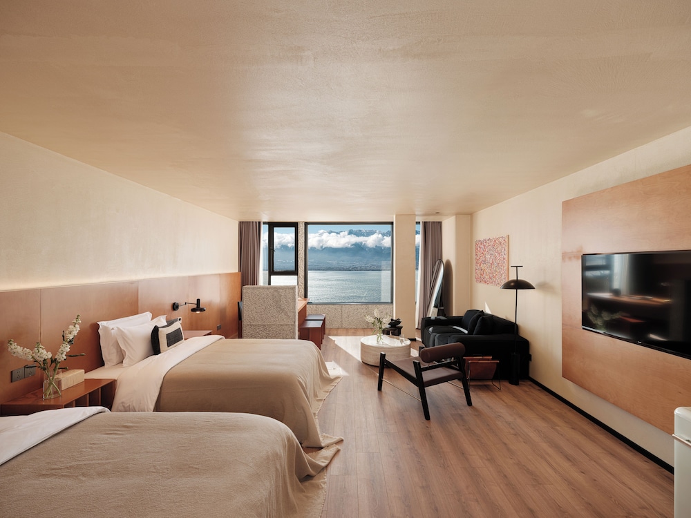Classic Twin Room, 2 Double Beds, Non Smoking, Sea View