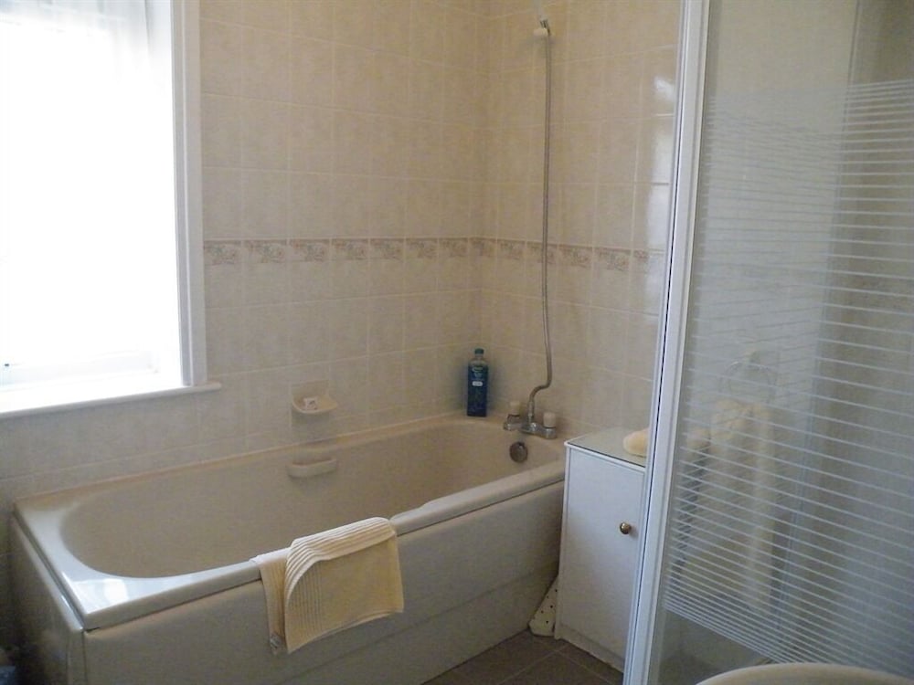 Suite, 2 Bedrooms, Private Bathroom photo 2