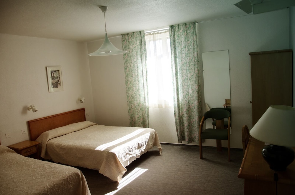 Superior Twin Room, Ensuite, Garden View - Photo 4