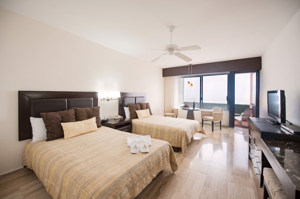Ocean View Elite - Photo 2