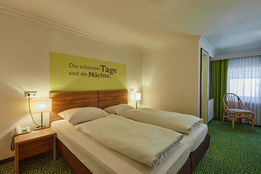Standard Double Room - Photo 2