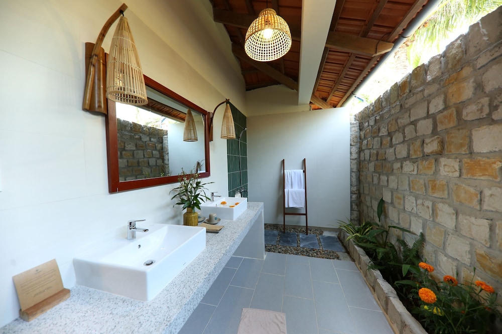 Panorama Family Bungalow with Sea View