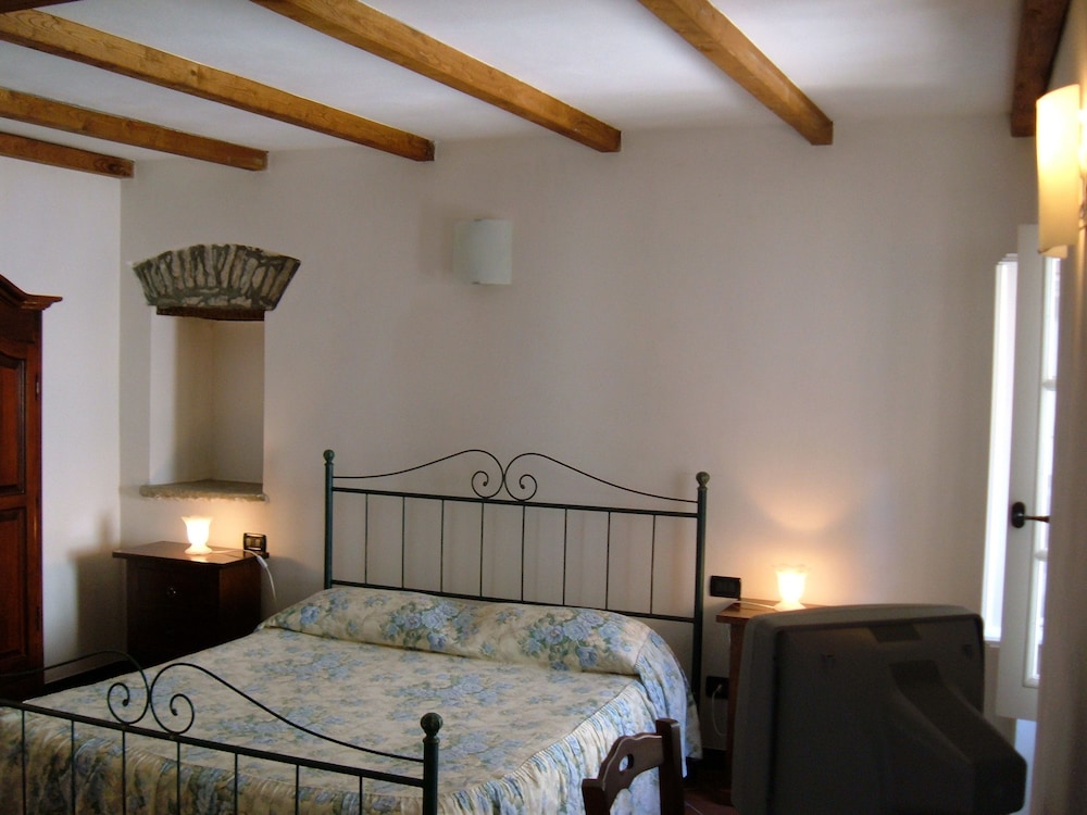 Family Quadruple Room - Photo 17