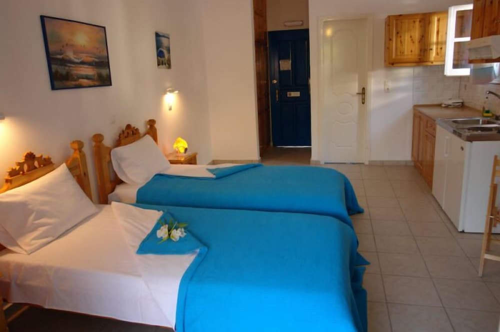 Studio (Ground Or First Floor)