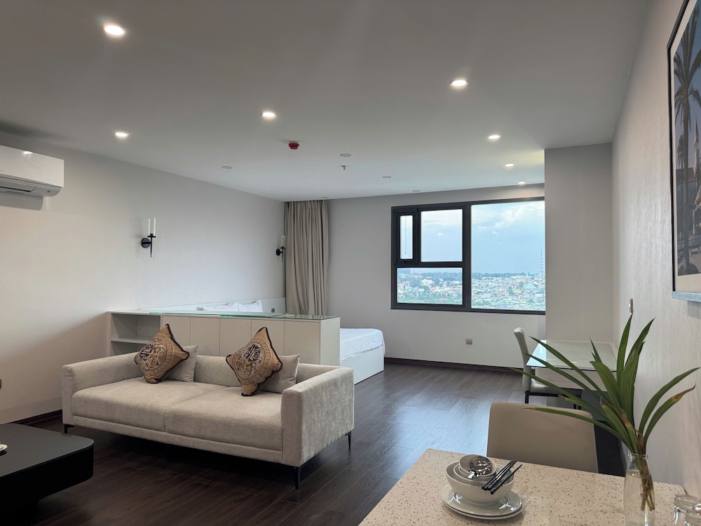 Modern / Classical Premium Apartment (2pax) photo 2