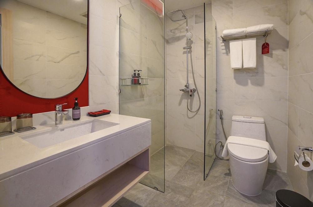 Deluxe Twin Room, Balcony photo 3