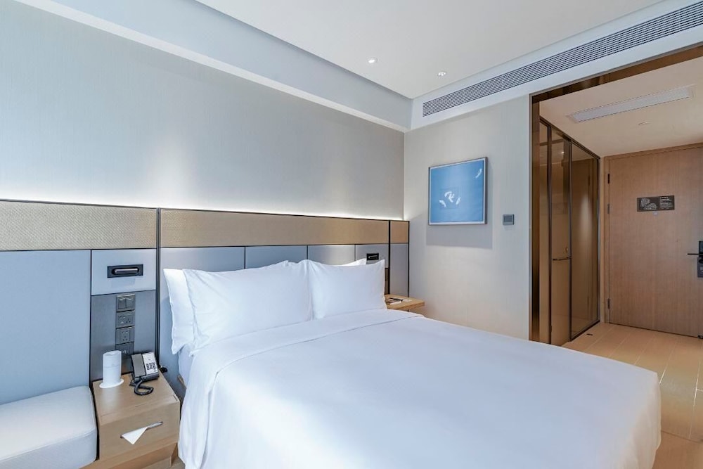 Standard Double Room, City View