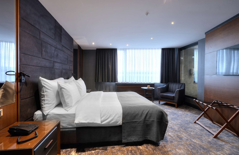 Standard Room, Non Smoking (Square View) - Photo 5