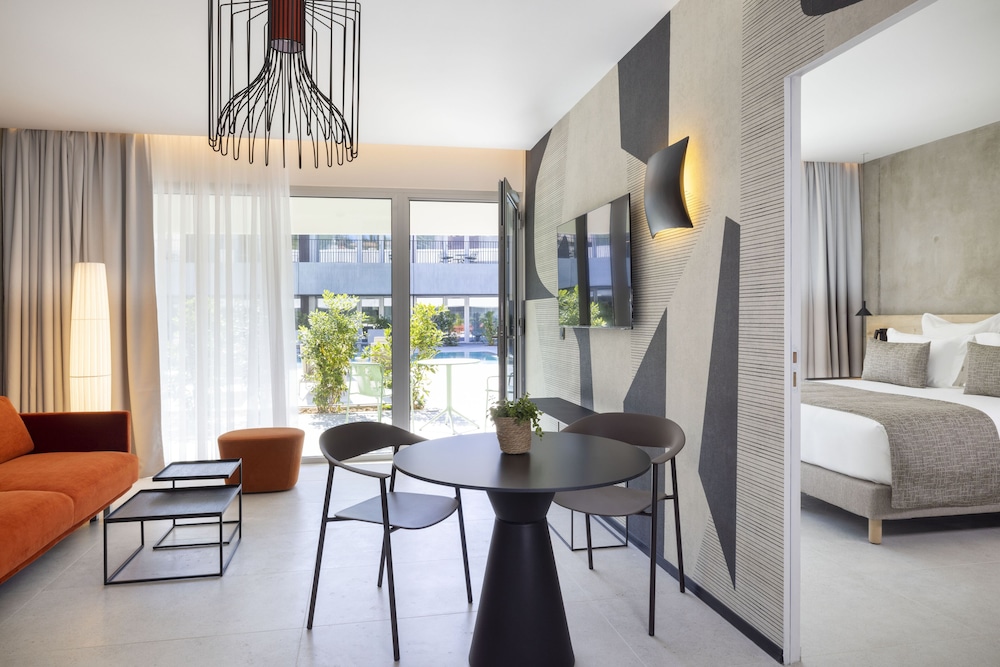 Superior Apartment photo 3