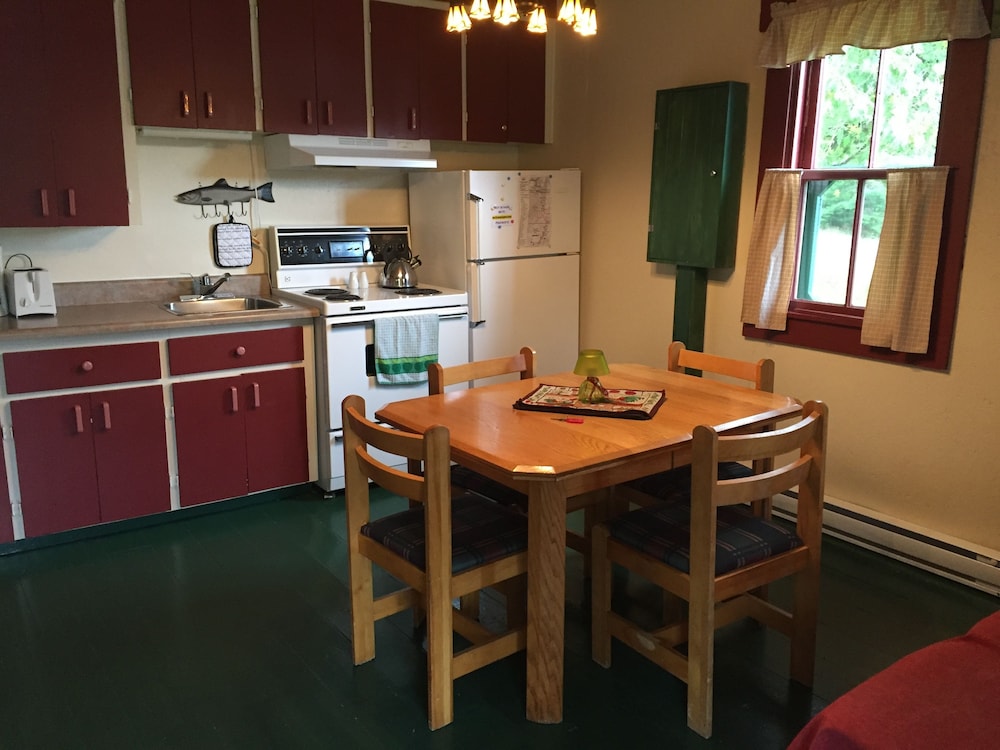 Cottage (Alevin) photo 3