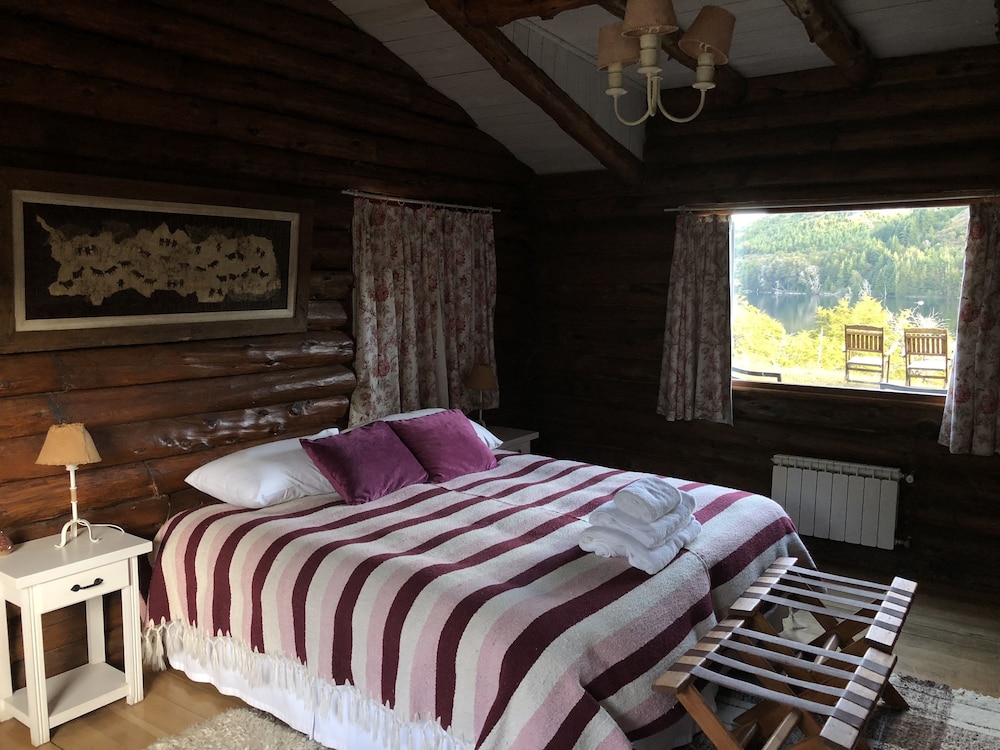 Suite, Lake View photo 3