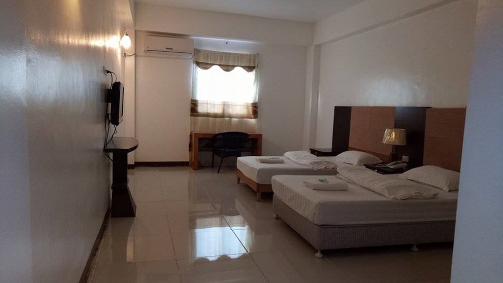 Deluxe Twin Room photo 3