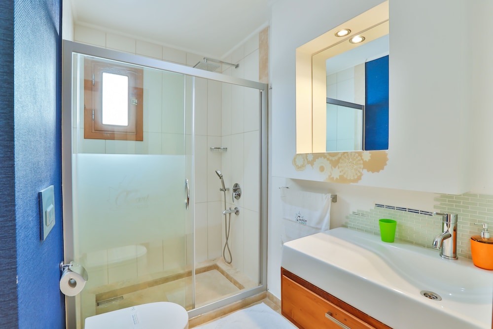 Economy Apartment, 1 Bedroom, Balcony, City View photo 3