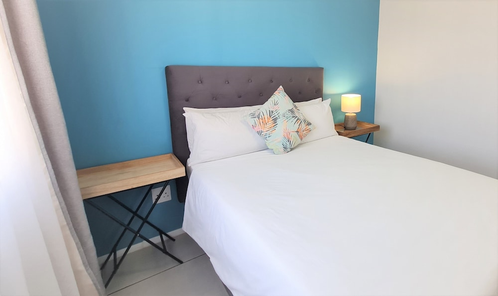 Deluxe Apartment, 2 Bedrooms - Photo 9