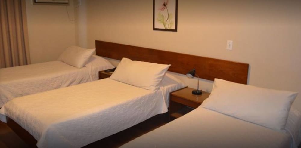 Standard Triple Room, 3 Twin Beds photo 2