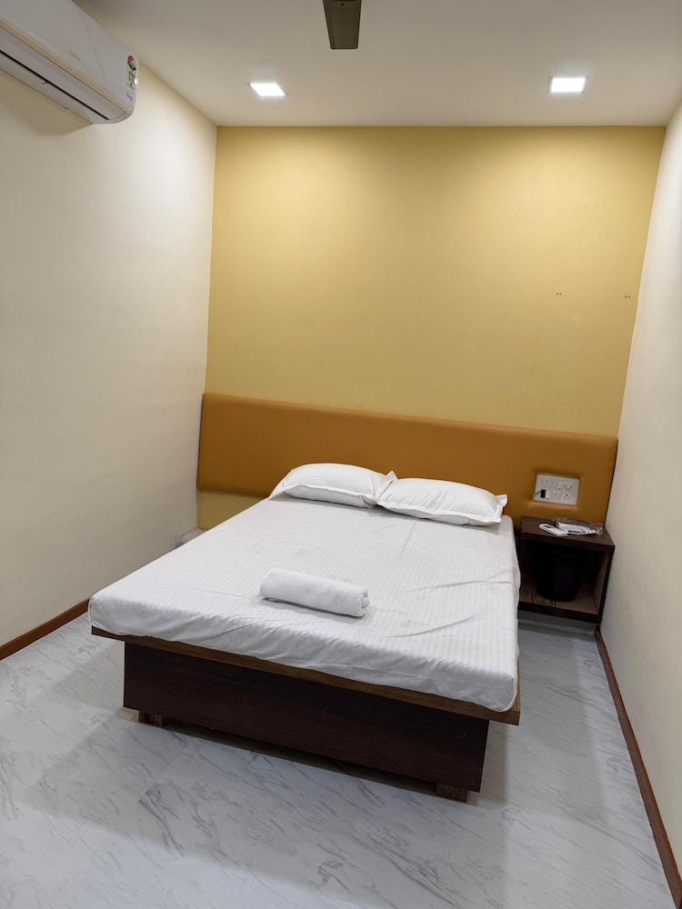 Basic Double Room - Photo 5
