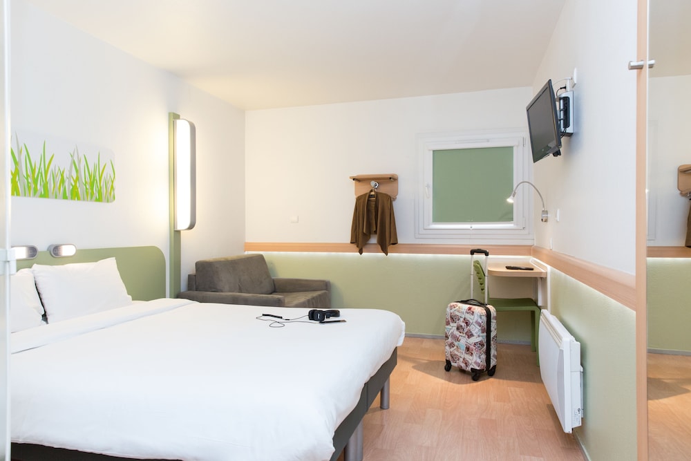Double Room, 1 Double Bed with Sofa bed - Photo 7