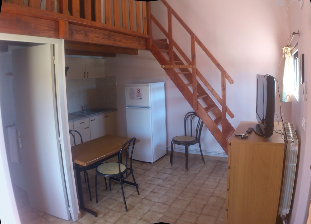 Studio, Mezzanine photo 3