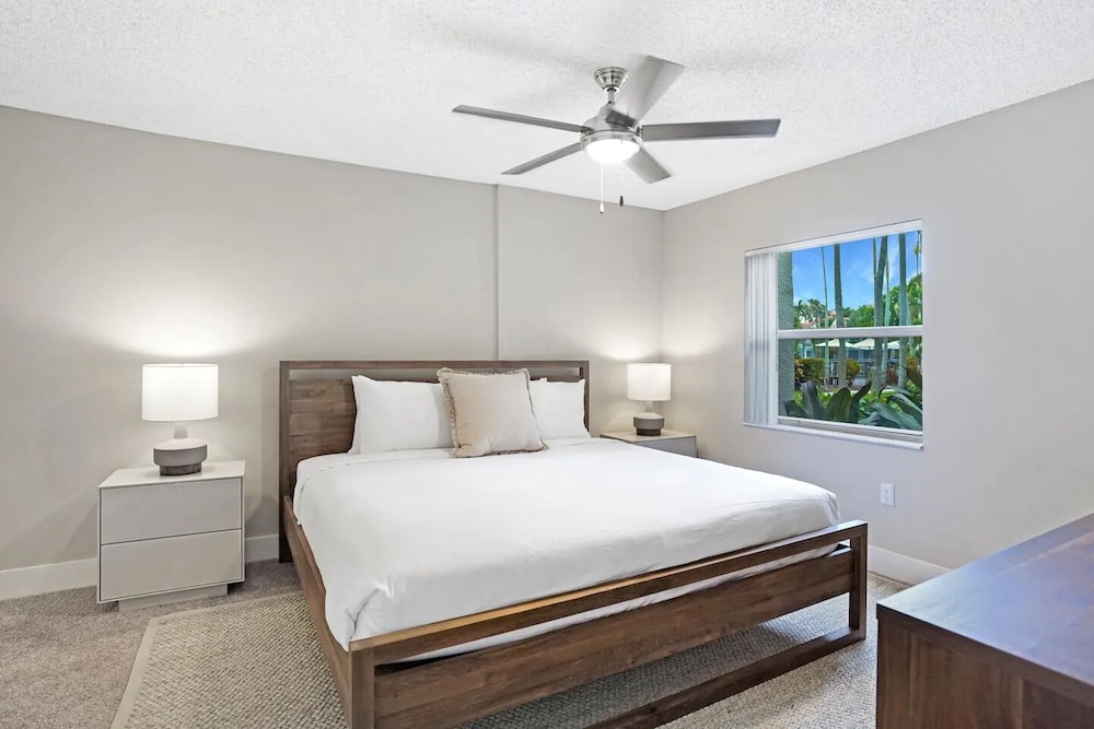Apartment, 2 Bedrooms, Pool View